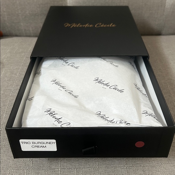 NIB DRESS UP YOUR PURSE DUYP ENVELOPE TRIO CLUTCH SET -BURGUNDY CREAM CAMEL $169 - Picture 7 of 8